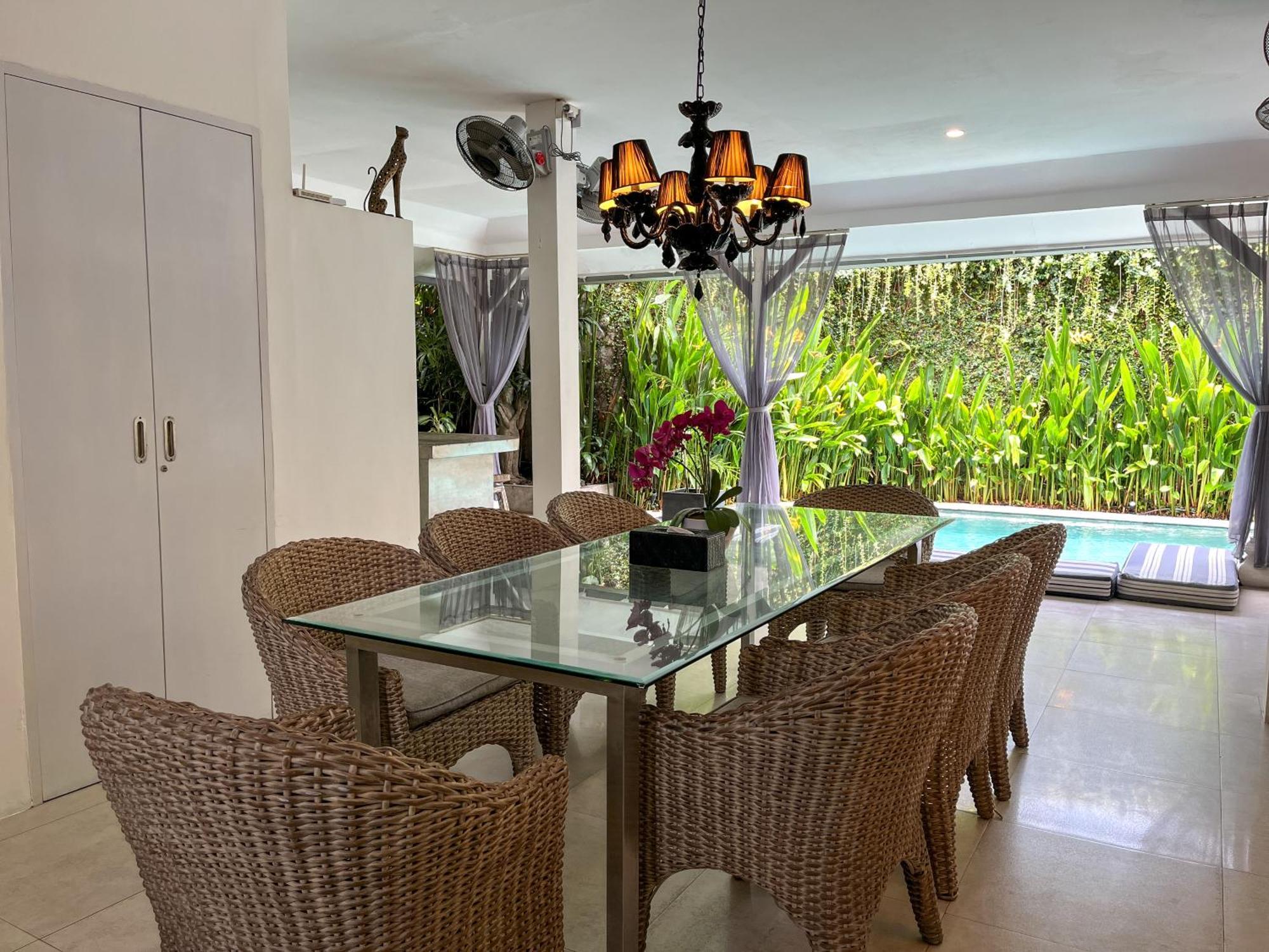 Ozamiz Villa Seminyak By Villas R Us Luaran gambar